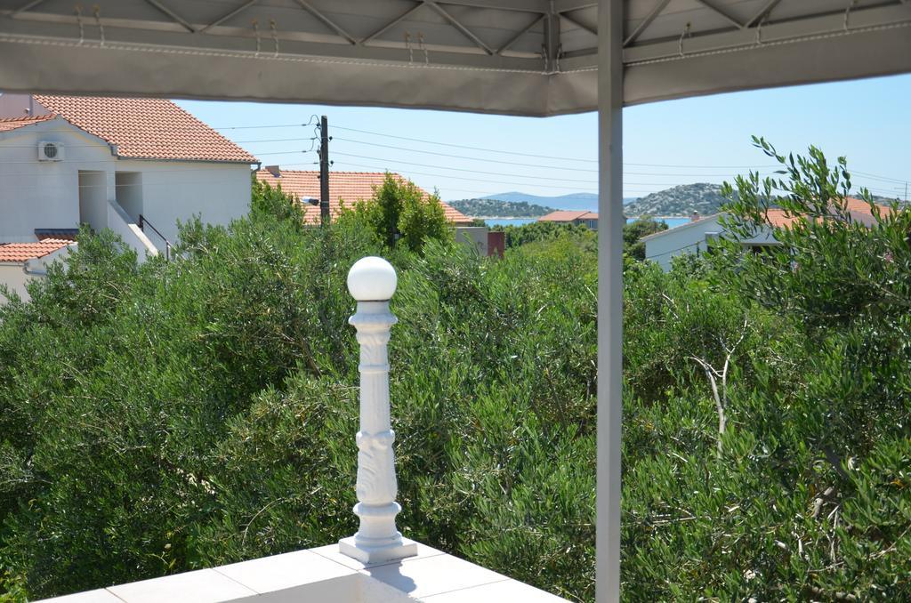 Apartments Milena Vodice Oda fotoğraf